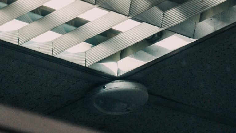 CSS Grid vs Flexbox Practical Guide